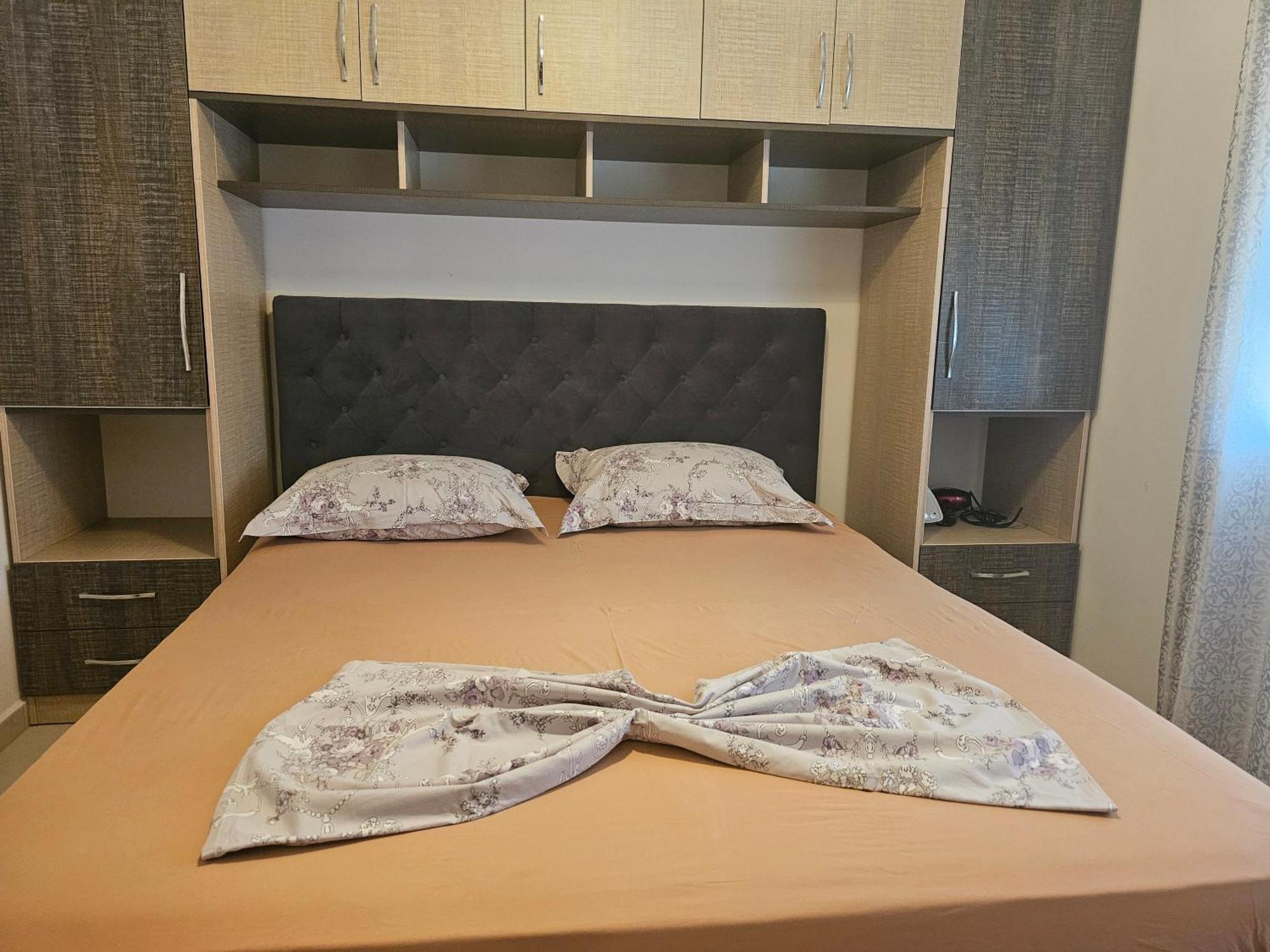 Bral Apartment 5 - Beachfront Dıraç Dış mekan fotoğraf